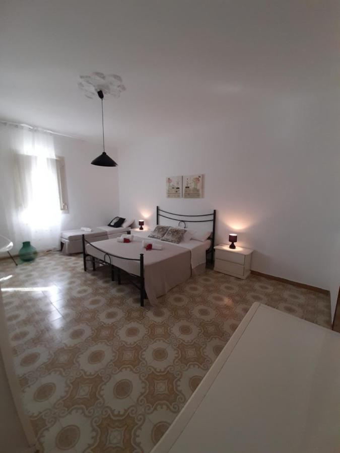 דירות סירקוזה La Casa Dell'Isola מראה חיצוני תמונה