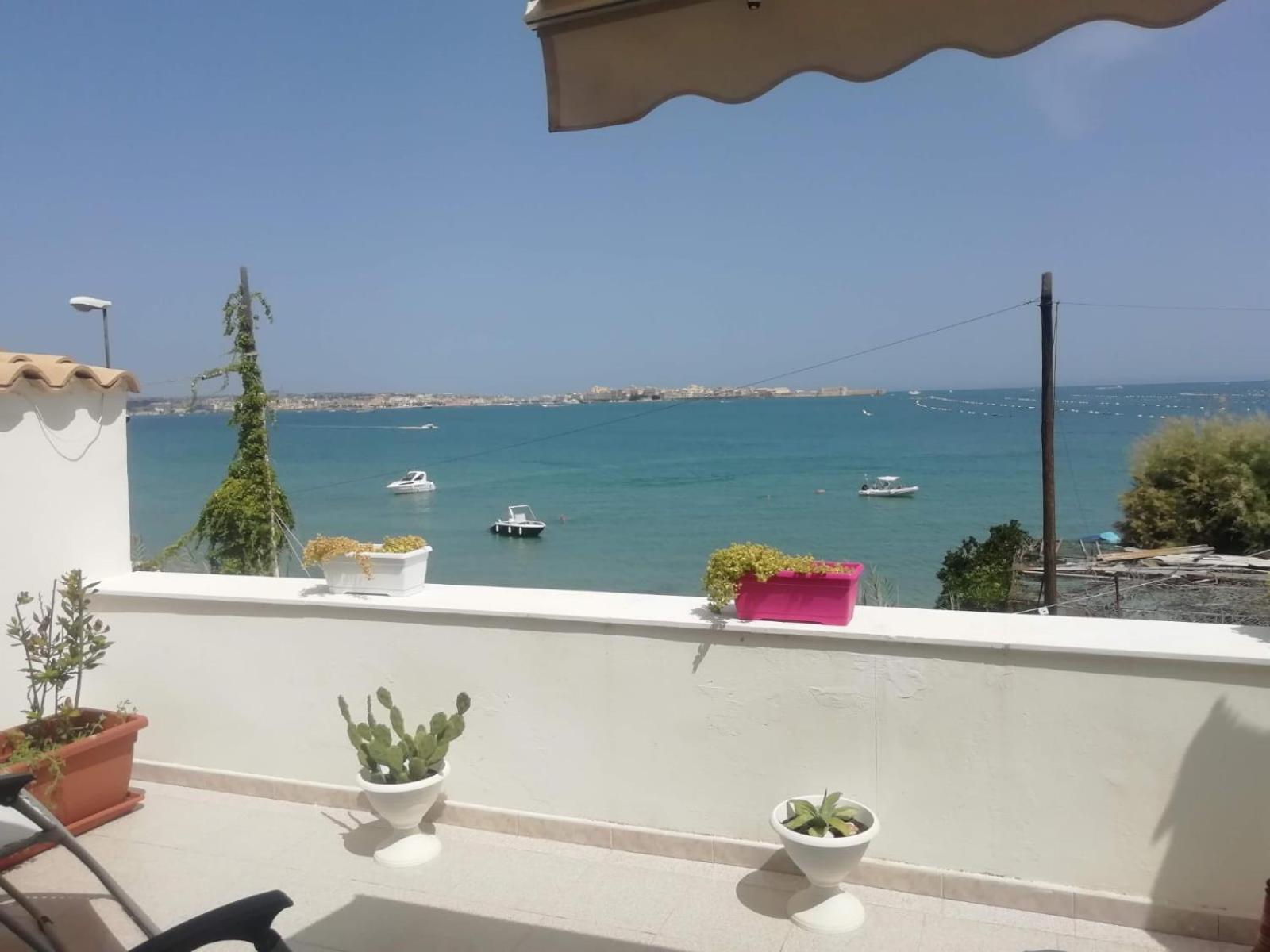 דירות סירקוזה La Casa Dell'Isola מראה חיצוני תמונה